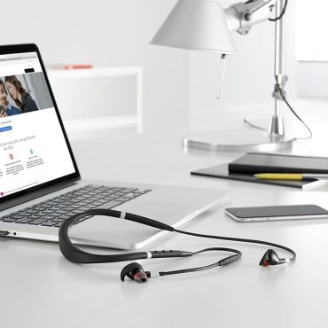 Jabra Evolve 75e Bluetooth Headset USB Bundle | VoIP Communications | Includes Bonus Charger | UC Version | #7099-823-409-C